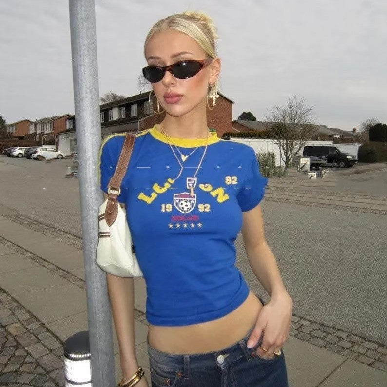 Women's Short Top Embroidered Chic